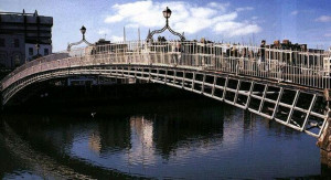 Дублин # Мост Полпенни в Дублине-pic02
